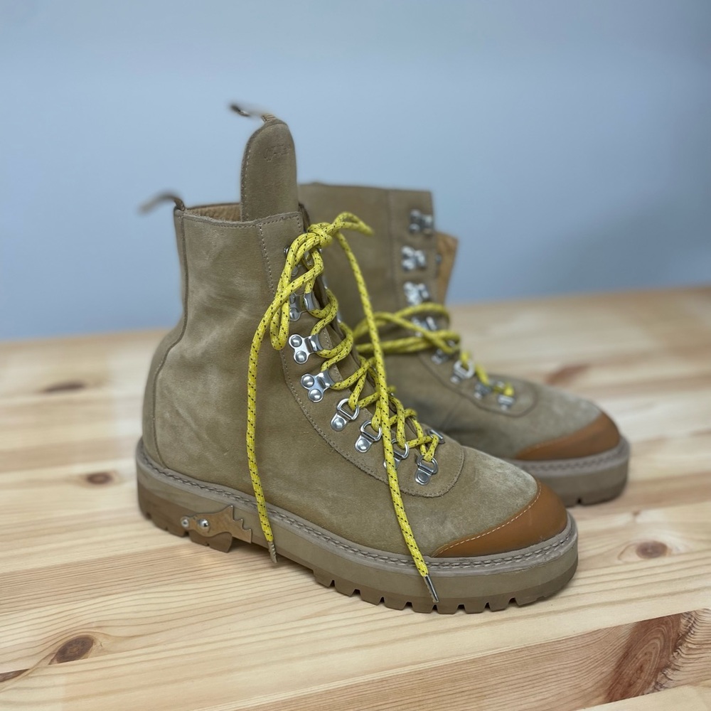 OFF WHITE boots size 40